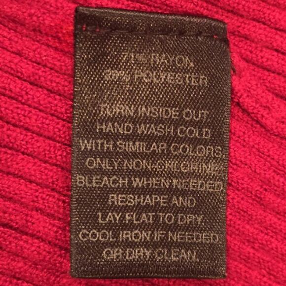 White House Black Market Ribbed Knit Turtleneck in Red – EUC Size L - Picture 3 of 5